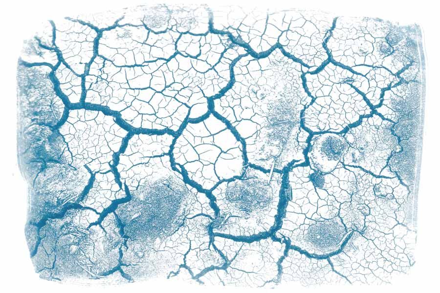 photographie cyanotype terre craquelée